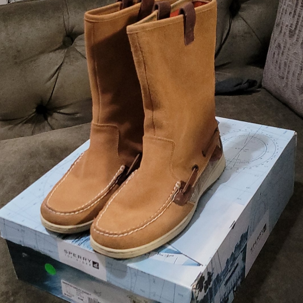 Sperry Sandfish Barley Suede Boots
